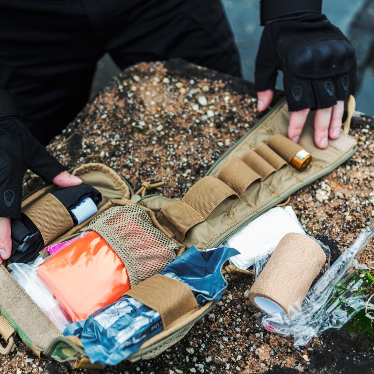 BOLSA DE PRIMEIROS SOCORROS FISHING PRIME FIRST AID